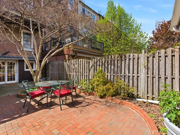 138 Sussex St #1