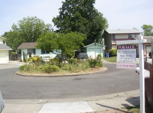 2121 Lena Pl, Santa Rosa, CA 95407