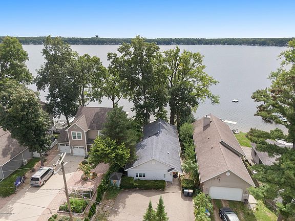 5th image of 1314 Forest Dr