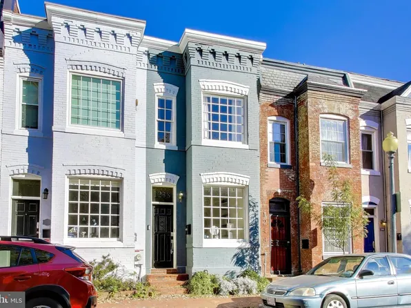 1238 Linden Pl NE, Washington, DC 20002