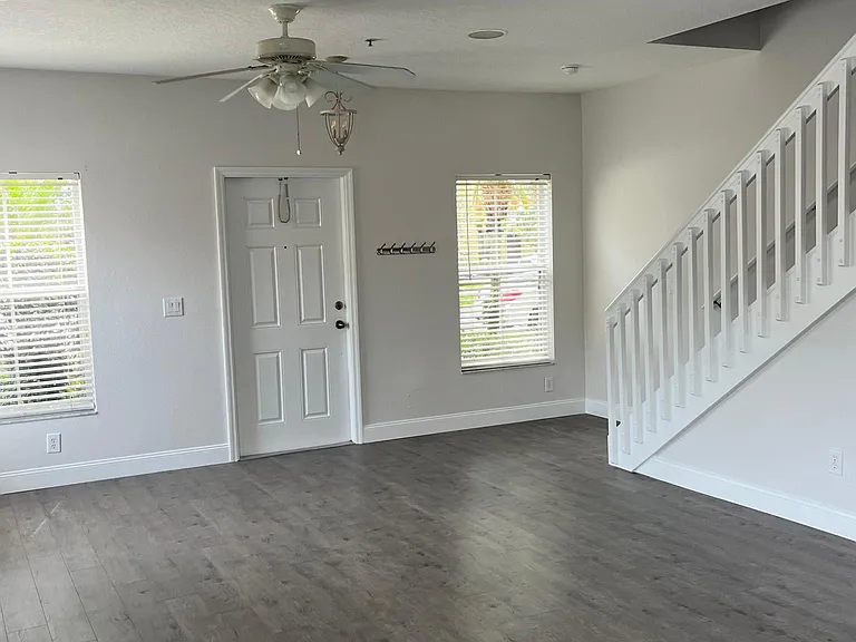 208 Deepcove Rd — Photo 3