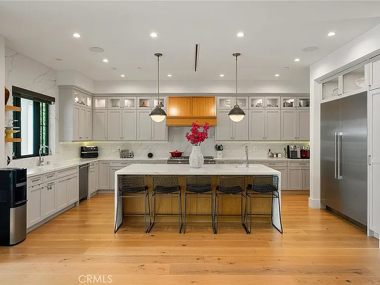 4365 N Kraft Ave — Photo 11