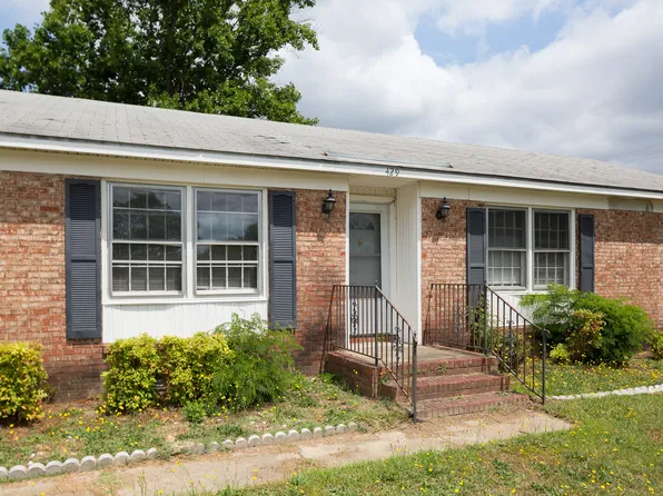 429 Santa Fe Dr, Fayetteville, NC 28303