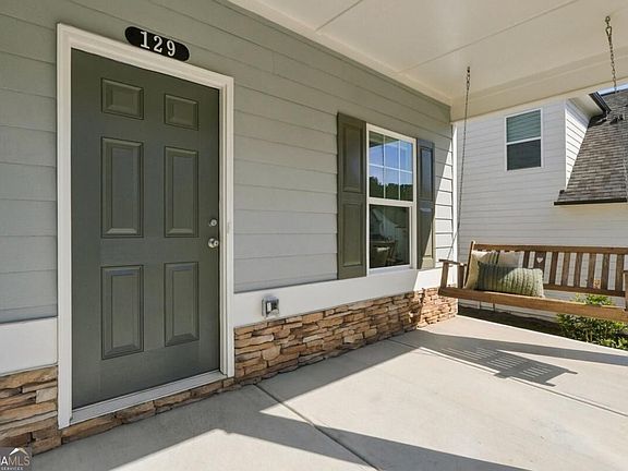 4th image of 129 Bloomfield Cir