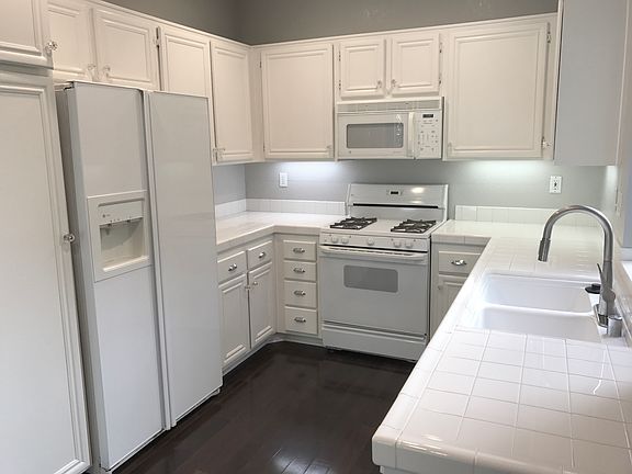 4th image of 5569 Sienna Way