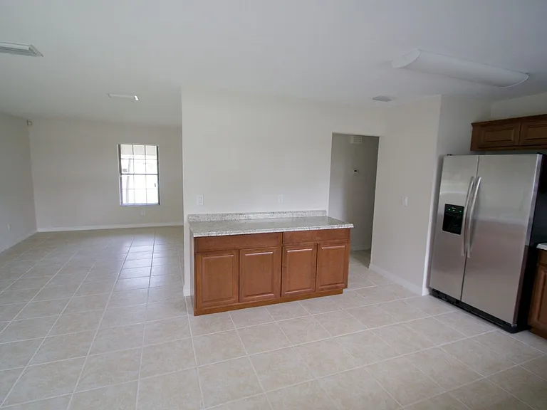 2256 SE East Dunbrooke Cir — Photo 6