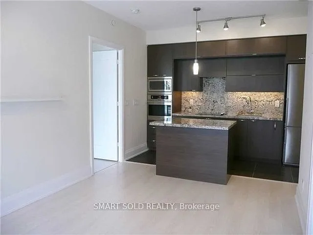 120 Harrison Garden Blvd #515 — Photo 3