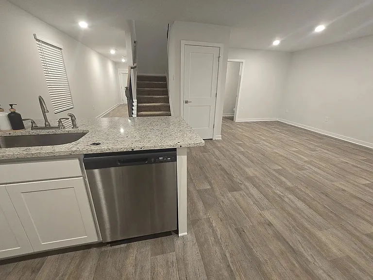 3282 Stonewall Ln — Photo 8