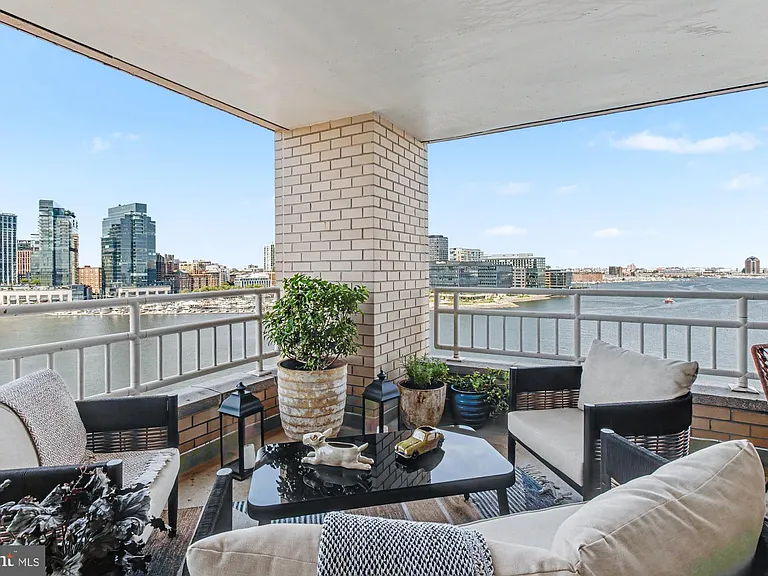 100 Harborview Dr #1001 — Photo 27