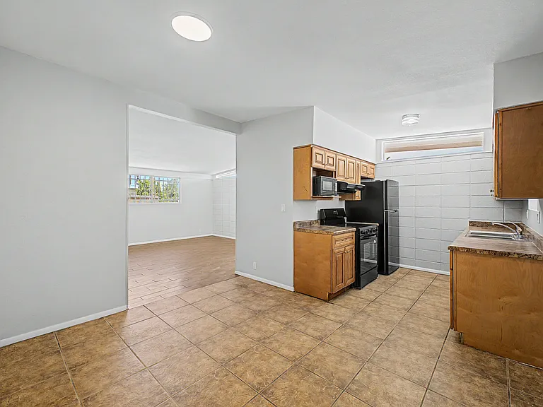 3543 W Puget Ave — Photo 7