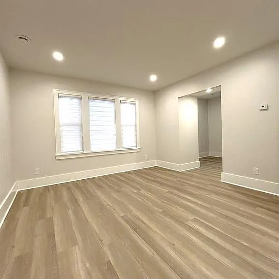 1748 Hall Ave #MAIN — Photo 3