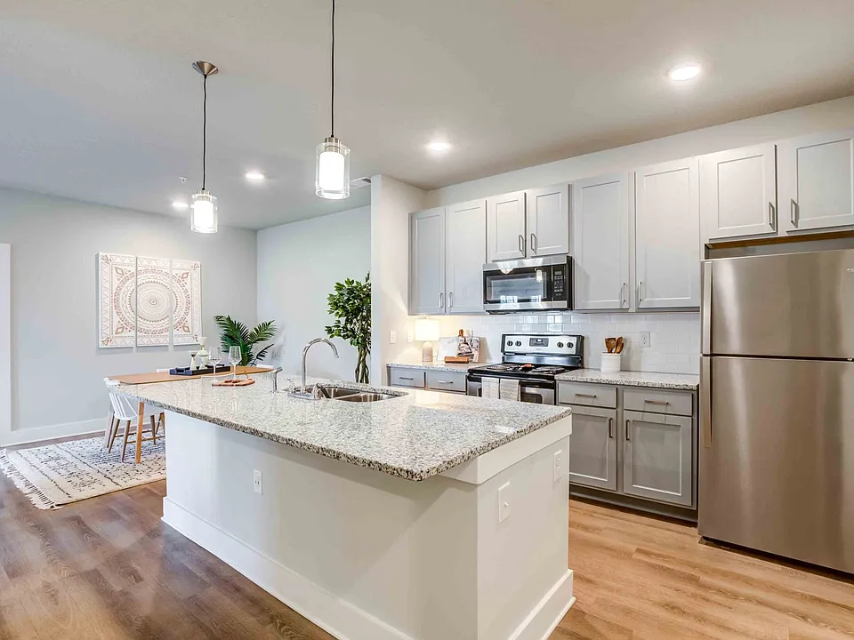 The Meadows at Burnside Farms apartments community photo