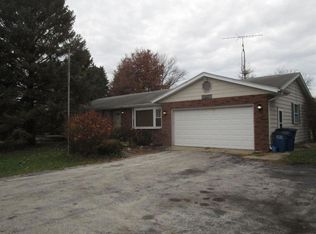 7355 E Us Highway 20, New Carlisle, IN 46552