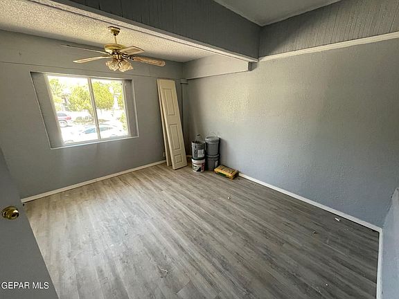 5th image of 3322 Bisbee Ave APT 3