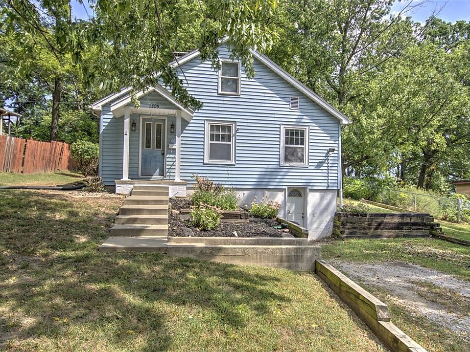 1st image of 1305 Oak Dr