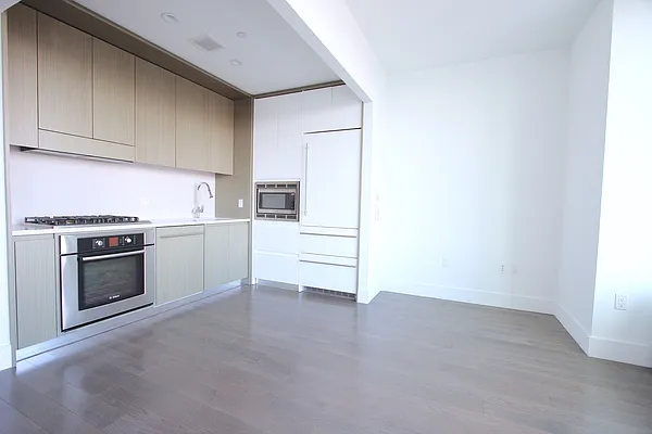 Rented by Corcoran | media 6