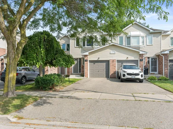23 Stewart Maclaren Rd, Halton Hills, ON L7G 5L8