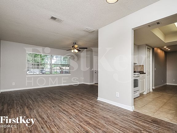 3rd image of 3503 Cindy Ln