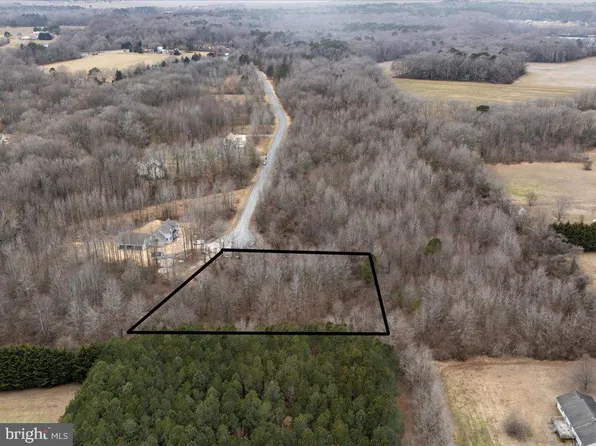 Burnt Mill Rd, Ridgely, MD 21660