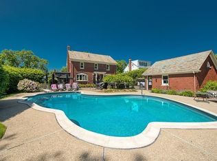 42 Thorny Lea Ter, Brockton, MA 02301