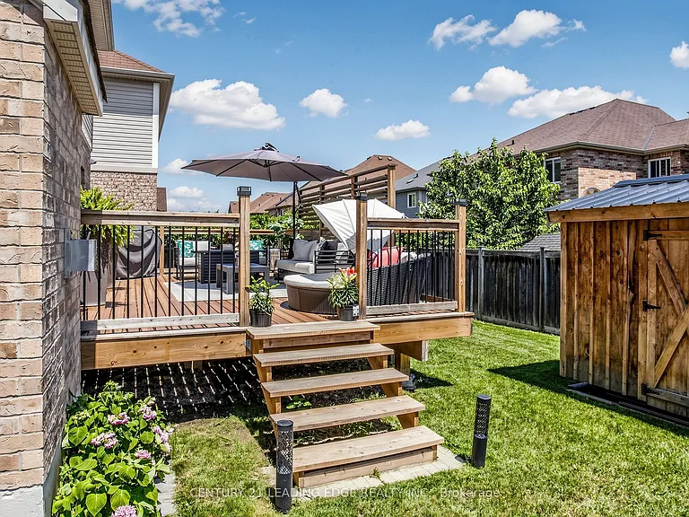 177 Laurendale Ave — Photo 45