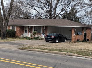 603 E Gum St, Russellville, AR 72802