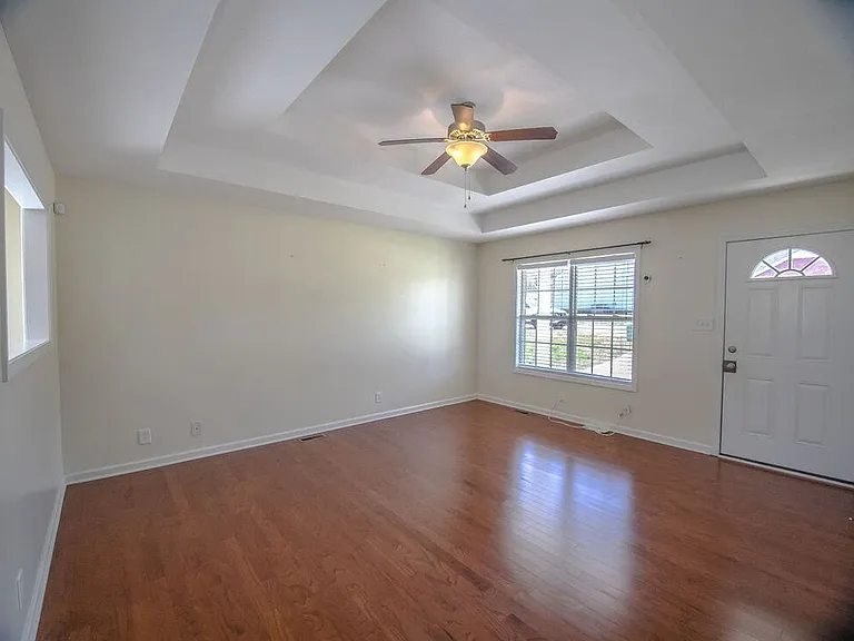 955 Russet Dr — Photo 22