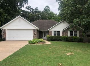 3492 Eaglecrest Cir, Springdale, AR 72762