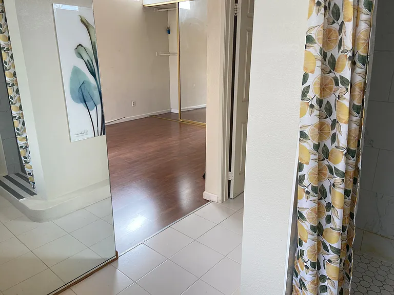 251 Seawind Dr — Photo 14