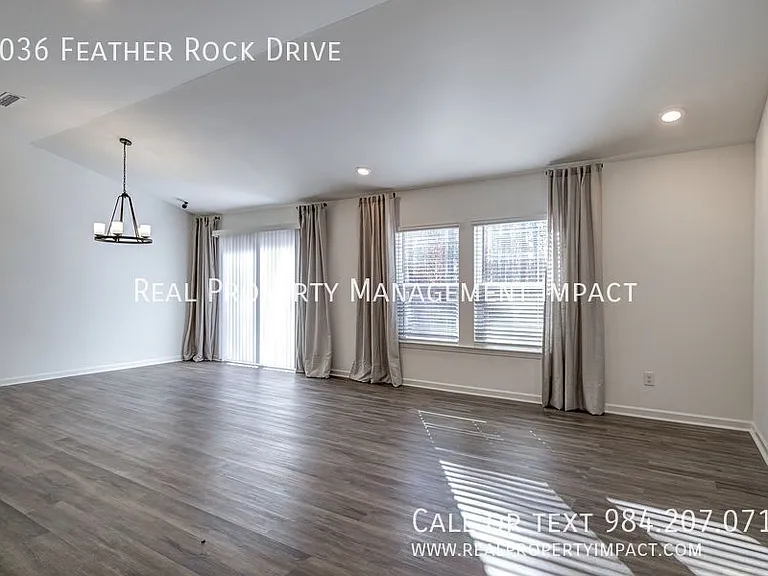 2036 Feather Rock Dr — Photo 14