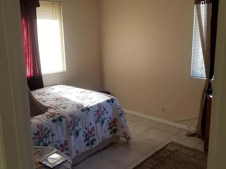 2244 Finch Ln — Photo 6