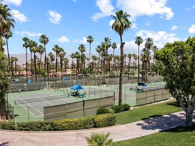 38101 Crocus Ln — Photo 6