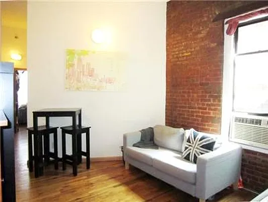 Rented by Citi Habitats | media 41