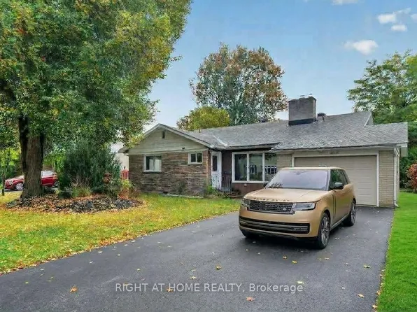 1478 Orchard Ave, Ottawa, ON K1H 7C7