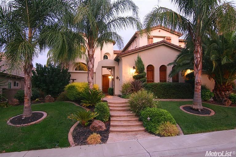 1st image of 1808 Eagle Glen Dr