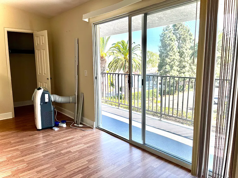 5142 Dunbar Dr #3 — Photo 7