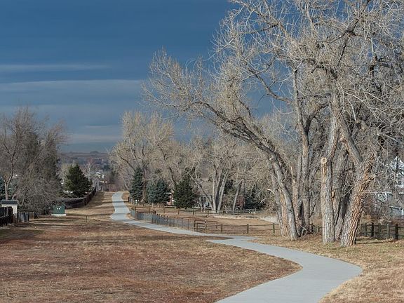 Nearby public park and walks