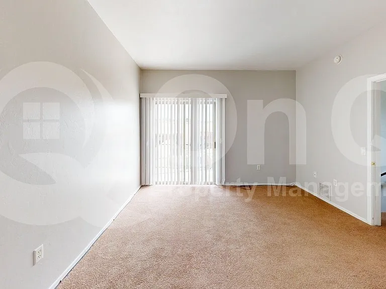 2012 W Dozemary Ct — Photo 7