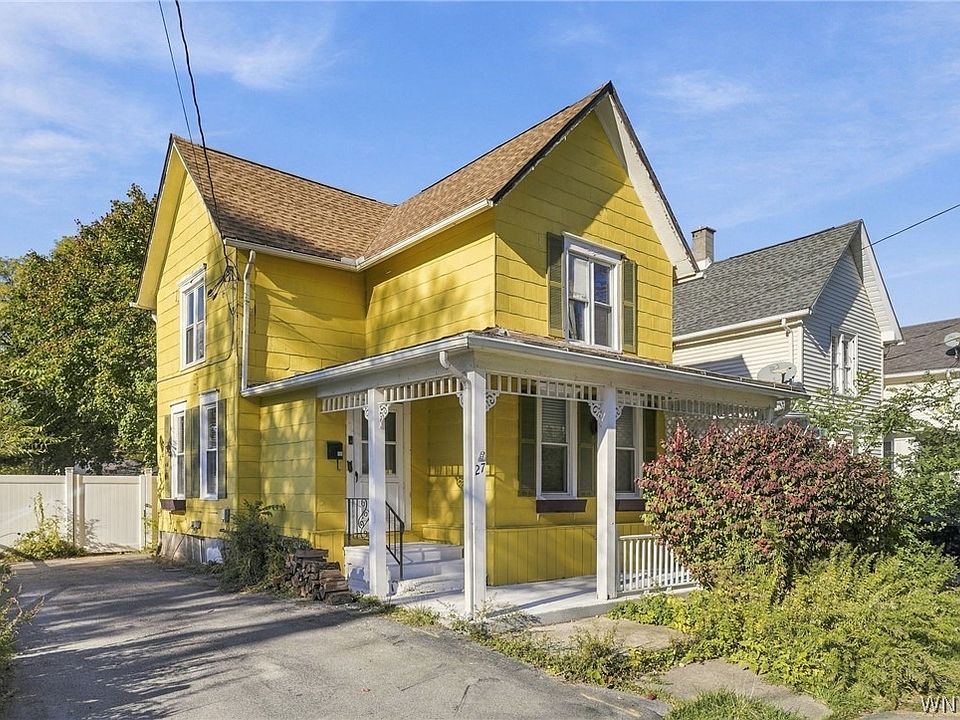 1st image of 27 Irving St