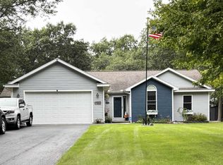 6797 Lakewood Dr, Oscoda, MI 48750