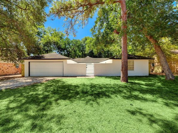 5519 Sheraton Oaks Dr