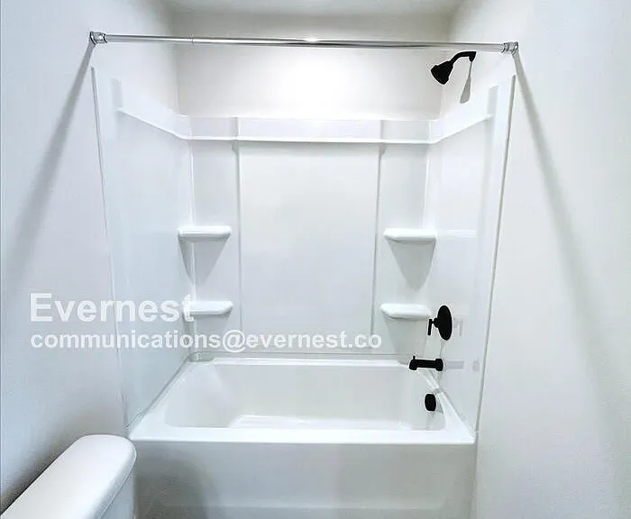 329 Victoria Dr — Photo 16