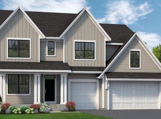 4555 Meadowview Ln, Excelsior, MN 55331