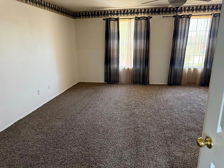 3104 Deleon Dr — Photo 39