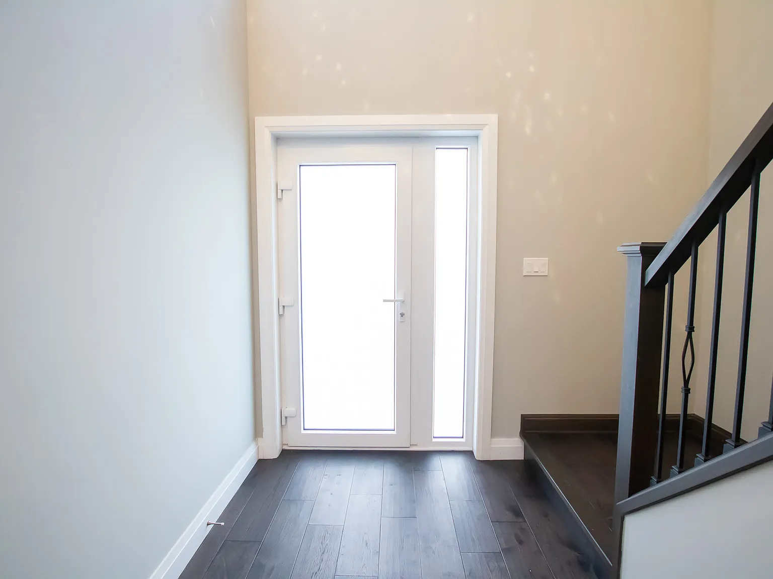 2192 Debra Drive London — Photo 3
