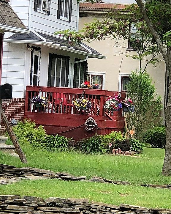 2nd image of 428 Buckingham Ave