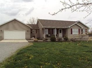 9660 Grabill Rd, New Vienna, OH 45159