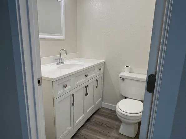 632 N Tweedt St #101, Kennewick, WA 99336