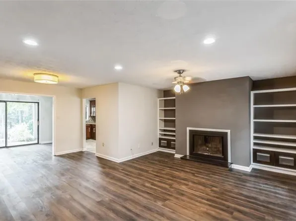801 River Mill Cir, Roswell, GA 30075