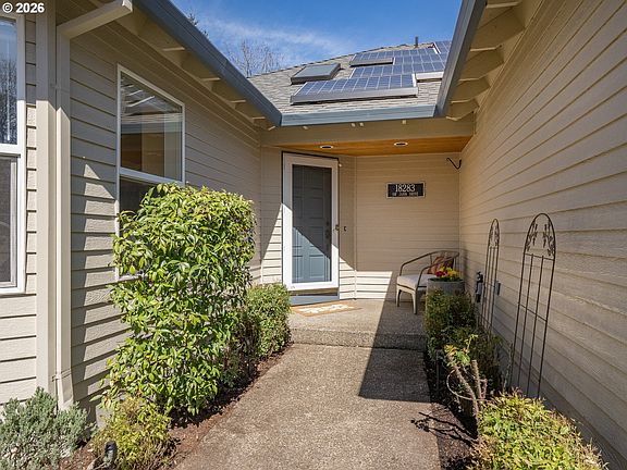 2nd image of 18283 SW Jann Dr